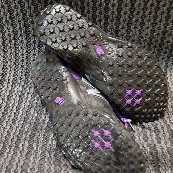 Women' New Balance Shoes - Picture 3 of 6